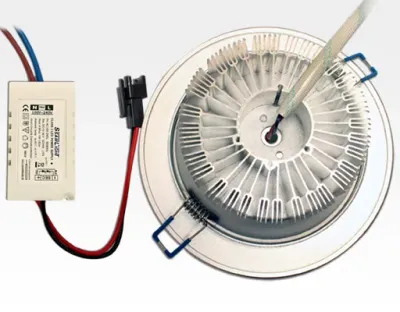 9W LED Einbau Downlight Aluminium gebürstet rund Warm Weiss / 2500-3300K 720lm 230VAC 120Grad — Bild 5