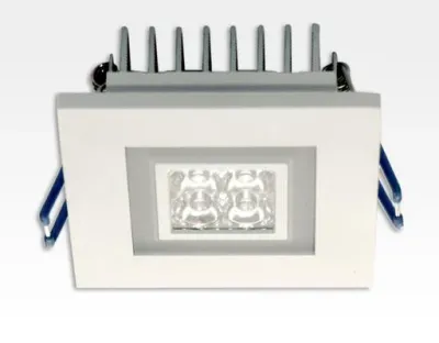 4W plus 2W LED Einbau Downlight weiß quadratisch Warm Weiß / 2700-3200K 260lm 230VAC IP40 120Grad -Ausstellungsstück mit kleinen Schönheitsfehler — Bild 1
