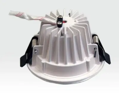 3W LED Einbau Downlight weiß rund Warm Weiß / 2700-3200K 180lm 230VAC IP44 120Grad -Ausstellungsstück mit kleinen Schönheitsfehlern — Bild 4