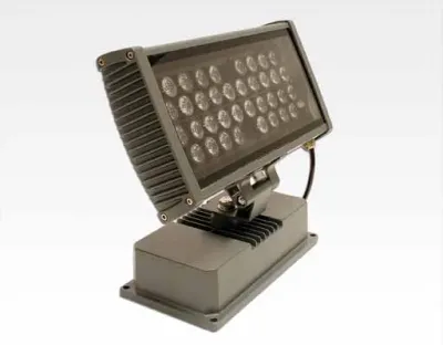 36W LED Strahler neutral weiss 2700lm IP65 30Grad / 4000-4500K 230VAC 167x312x59x164mm