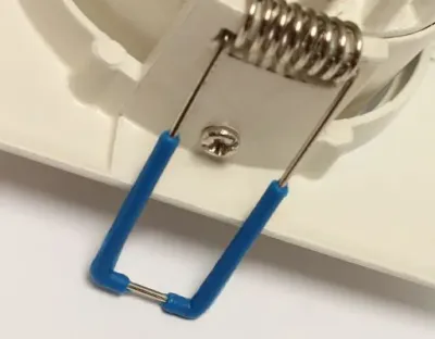 3W LED Einbau Spotleuchte weiß quadratisch Warm Weiß / 2700-3200K 180lm 230VAC IP44 65Grad — Bild 6